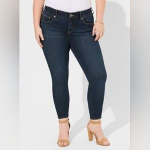 Torrid Bombshell Skinny Premium Stretch High-Rise Jean - Canary Wharf